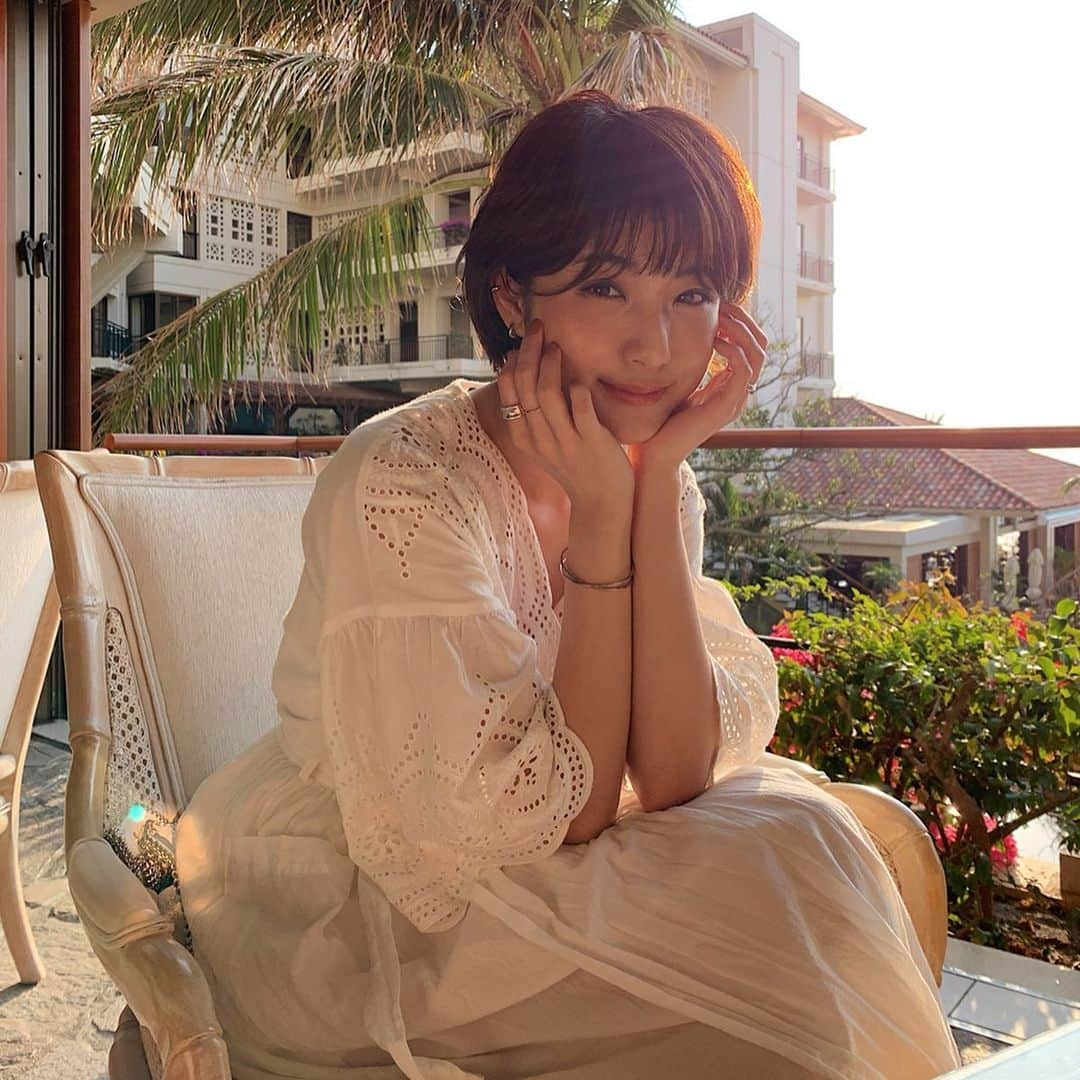 izu（出岡美咲）さんのインスタグラム写真 - (izu（出岡美咲）Instagram)「今日は美容DAY！  通ってるお気に入りのサロンは BODY CARE @aione_0123  HIFE @christinaginza  SKIN CARE @pvstotto & @kyoritsu_biyo  だよ💐どこも、自信を持ってお勧め出来る素敵なサロンです。」5月27日 12時16分 - izu_stagram