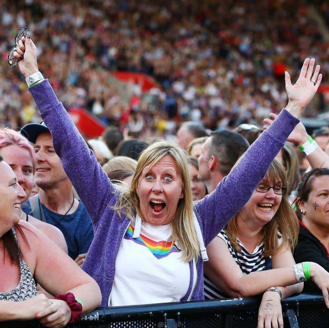 サウサンプトンFCさんのインスタグラム写真 - (サウサンプトンFCInstagram)「SUMMER MODE: 🔛  Two HUGE nights with @takethat at St Mary’s! 🎶🎵 #takethat #takethattour2019 #saintsfc」5月27日 5時02分 - southamptonfc