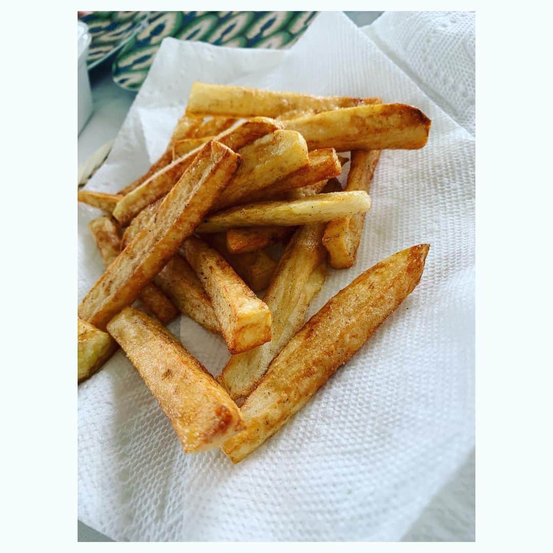 のインスタグラム：「キーが作ったフライドポテト。 が美味すぎた💖 #lalife #マリノスが強くて嬉しいね 💙」