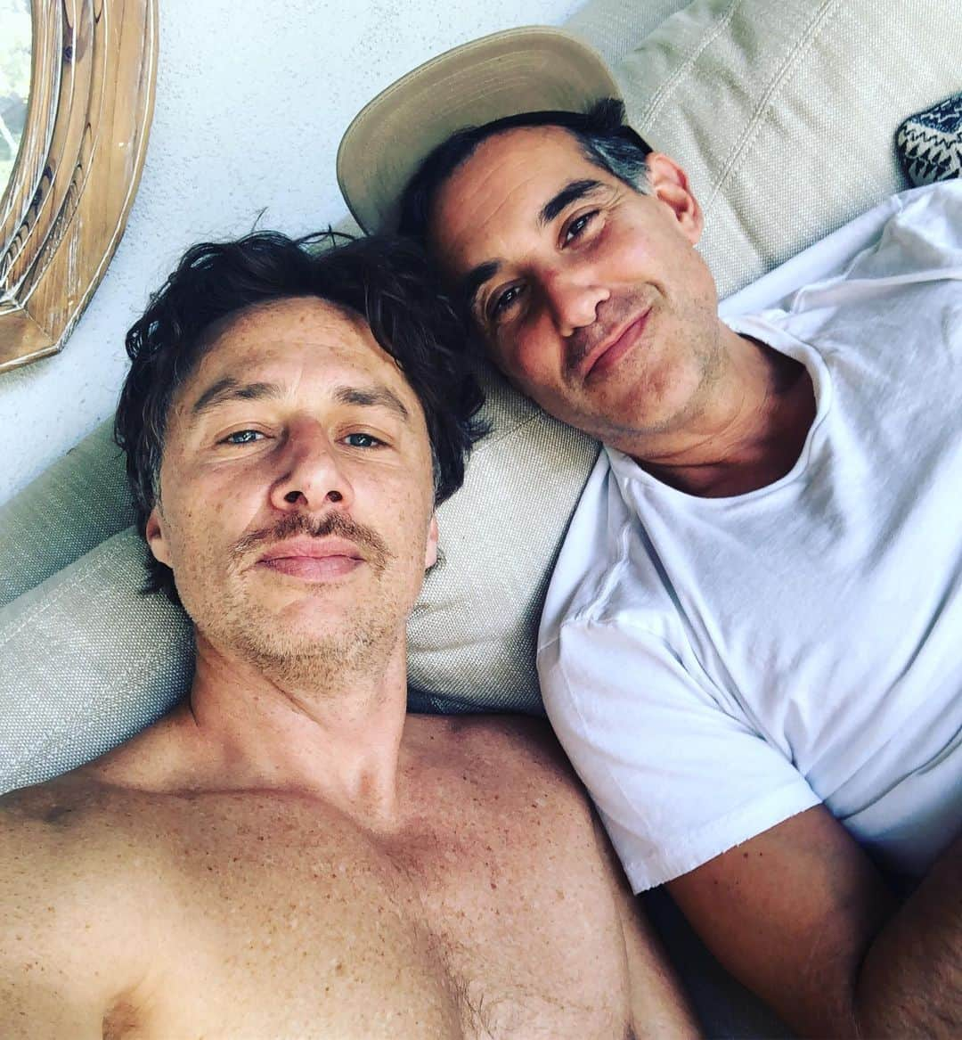 ザック・ブラフさんのインスタグラム写真 - (ザック・ブラフInstagram)「#🏳️‍🌈」5月27日 5時05分 - zachbraff