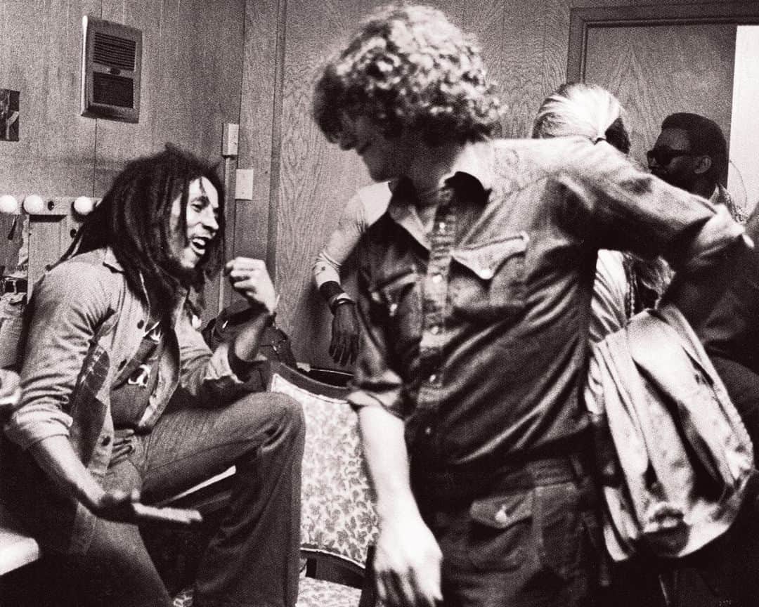 ボブ・マーリーさんのインスタグラム写真 - (ボブ・マーリーInstagram)「On May 26th, during the 1976 #RastamanVibration tour, #BobMarley & The Wailers return to one of their favorite venues, @theRoxy Theatre in #LosAngeles, CA! #todayinbobslife . 📷s by Kim Gottlieb-Walker from her book "Bob Marley and the Golden Age of Reggae".」5月27日 5時30分 - bobmarley