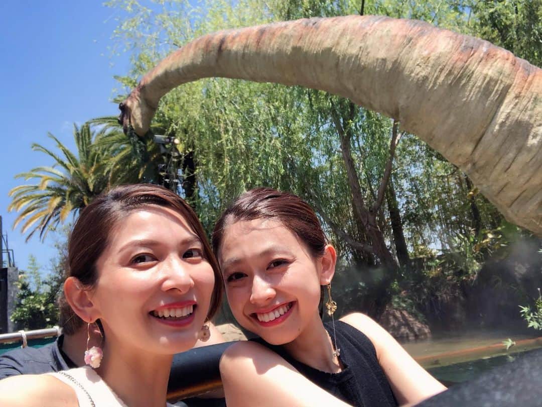 のインスタグラム：「暑いなー💦と夏みたいな格好をしてエアコンのリモコンにに手を伸ばしてハッとしてまだ5月だった、、と思いながら去年の写真を眺めていた。 去年の6月はLAに行ってた🇺🇸楽しかったな〜😋 1年前と変わらないようで変わっていく目に見えることも目には見えないことも大切にしていけたらいいな。  #trip #travel #旅 #America #losangeles #LA #ロサンゼルス」
