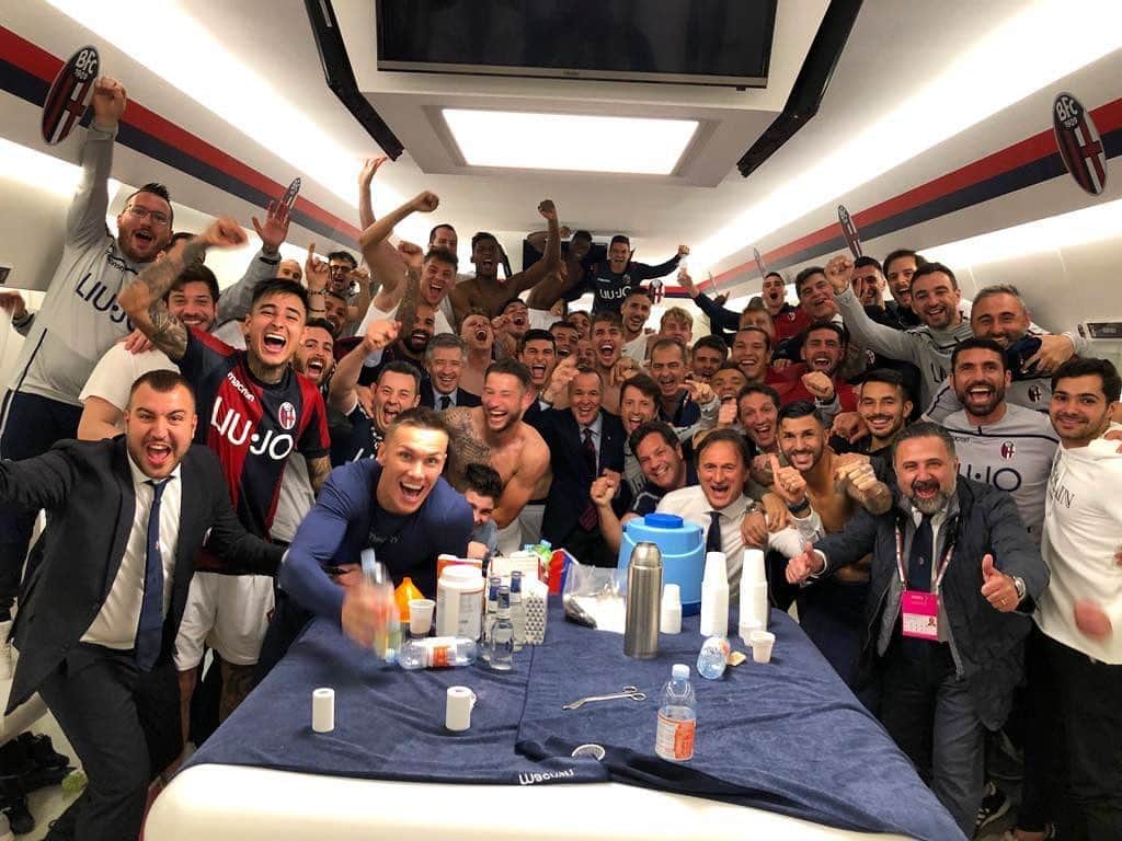 ボローニャFCさんのインスタグラム写真 - (ボローニャFCInstagram)「✅ Stagione 2018/19 - voto: 1️⃣0️⃣ 👏 #WeAreOne」5月27日 5時49分 - officialbolognafc