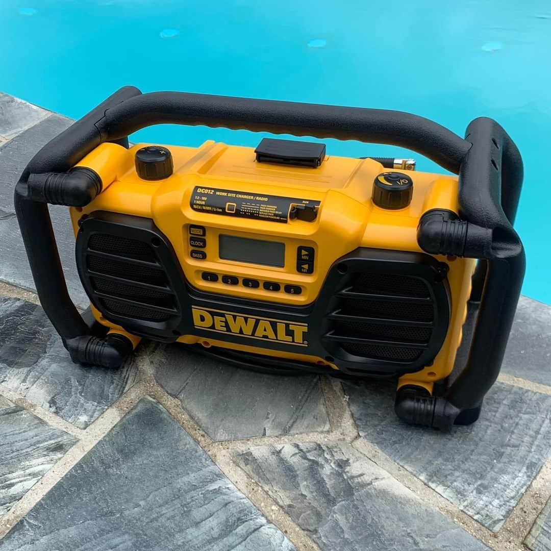 ジョン・メイヤーさんのインスタグラム写真 - (ジョン・メイヤーInstagram)「About to play that @dewalttough mix tape」5月27日 7時01分 - johnmayer