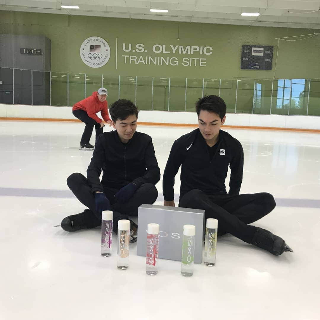 ヴィンセント・ゾウのインスタグラム：「@vossworld gang (this wasn't even my promo but @campulk looked kinda lonely)」