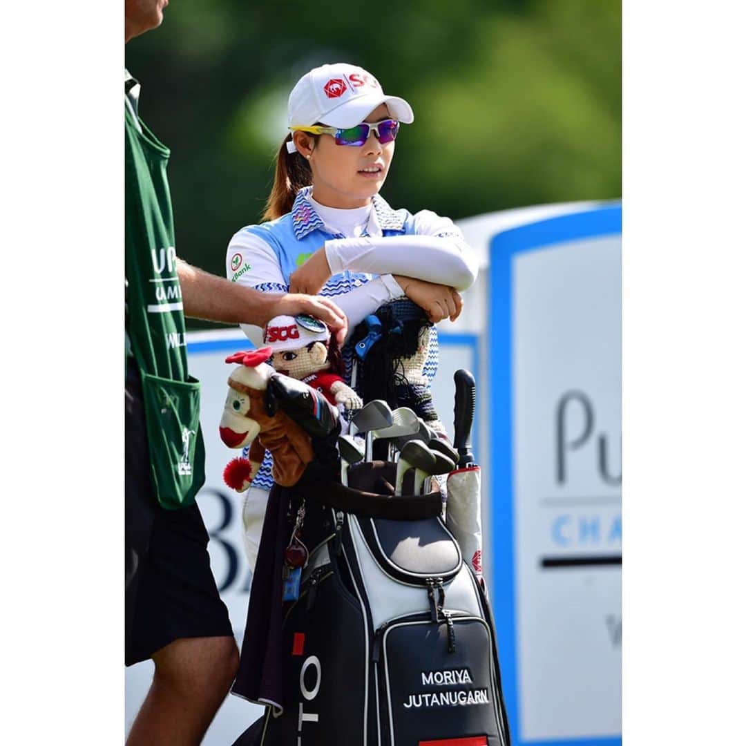 モリヤ・ジュタヌガーンのインスタグラム：「Thank you @puresilkchamp for a good week. #LPGA #momoriya #SCG #BETAGRO #KBank #iconsiam #amazingthailand #iFLYthai #COTTO」