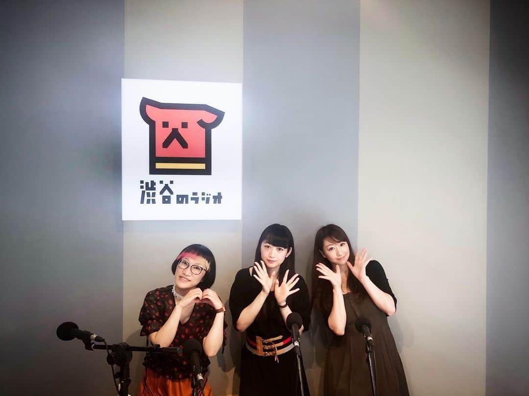 歩りえこさんのインスタグラム写真 - (歩りえこInstagram)「シブラジ  #ゲスト #スパイク さん  来週もぜひ聴いてくださいね^_^」5月27日 10時27分 - riekoayumi
