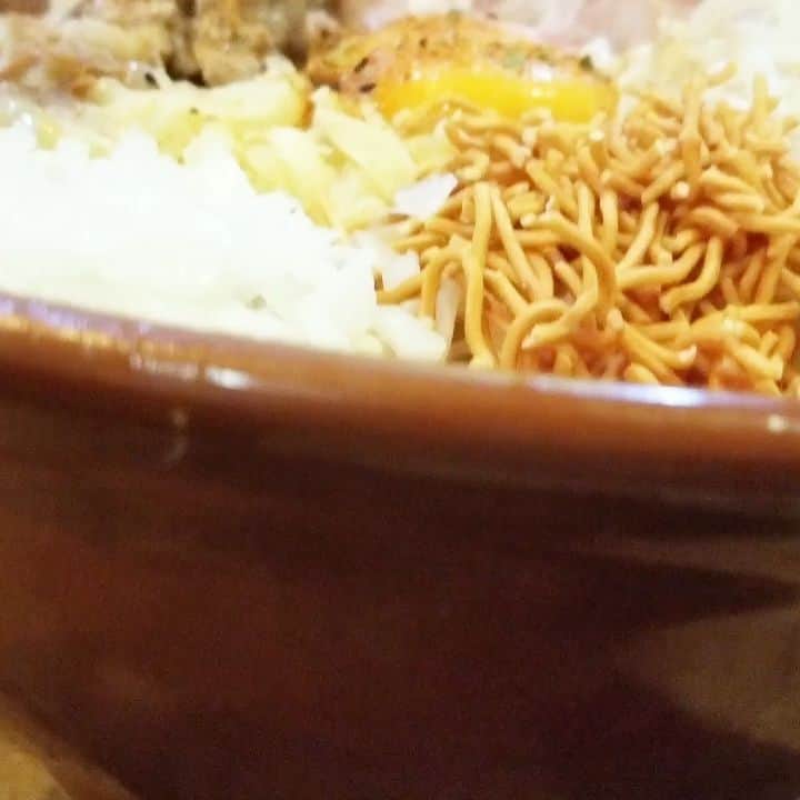 石関友梨のグルメインスタ