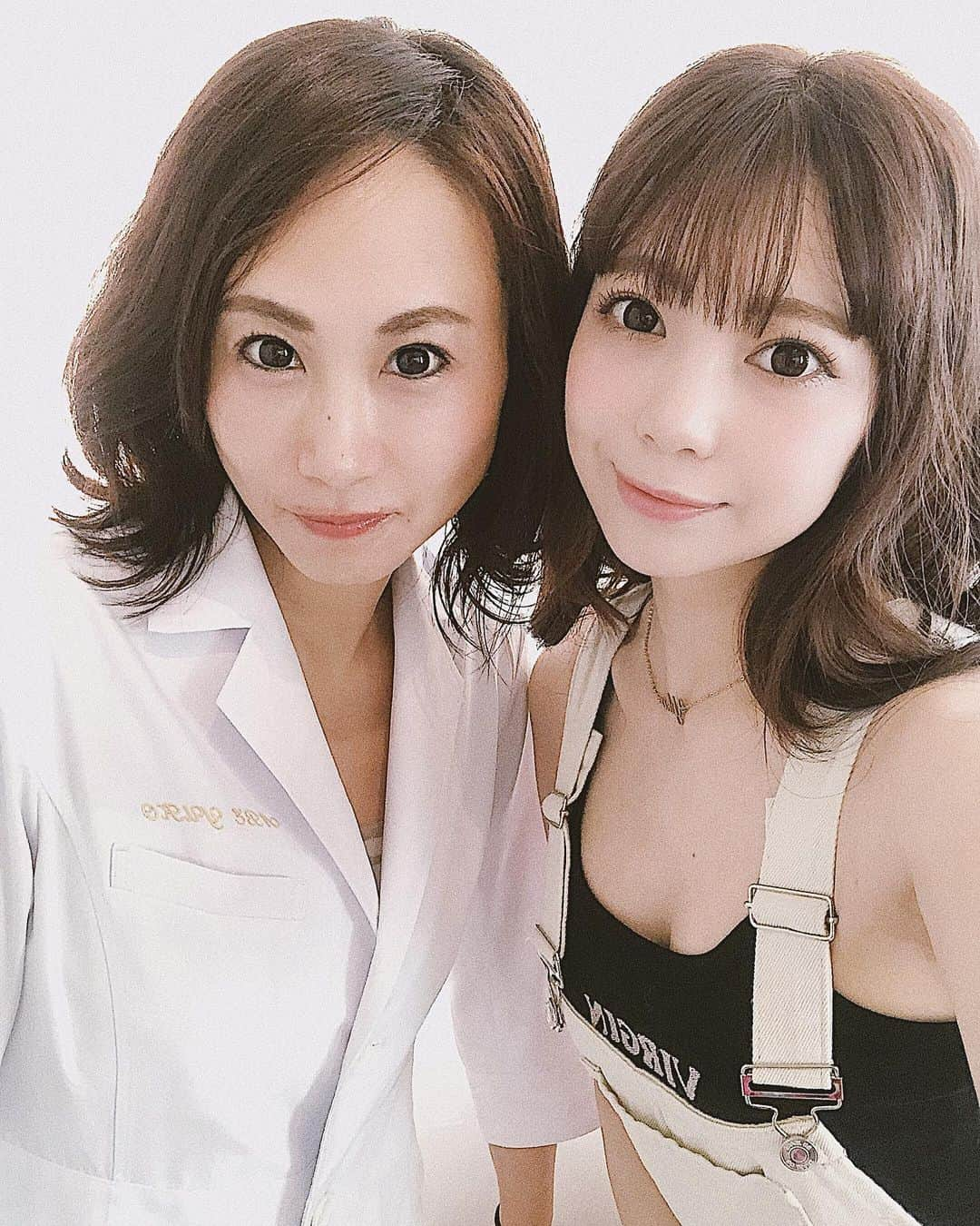 吉澤友貴さんのインスタグラム写真 - (吉澤友貴Instagram)「また @privatesalonamour いって#エンダモロジーアライアンス 受けてきたぁ🥰 ゆうこ先生にガッツリお尻上げてもらってます🍑✨ 3回やると効果めっちゃ出るみたい🙌 、 いや、それよりゆうこ先生がマジで綺麗すぎていつもノーファンデでビビる😍 これで45歳。。。私もこうなりたい😭💖 #美肌フェイシャル #ハーブピーリング もあるしまたやってもらこうと思います🥰 、 、 ●Amour 東京都港区南麻布1-27-20 カーサ麻布アネックスB102 TEL：03-4500-8060 10:00 〜 20:00」5月27日 11時25分 - yuki_yoshizawa_