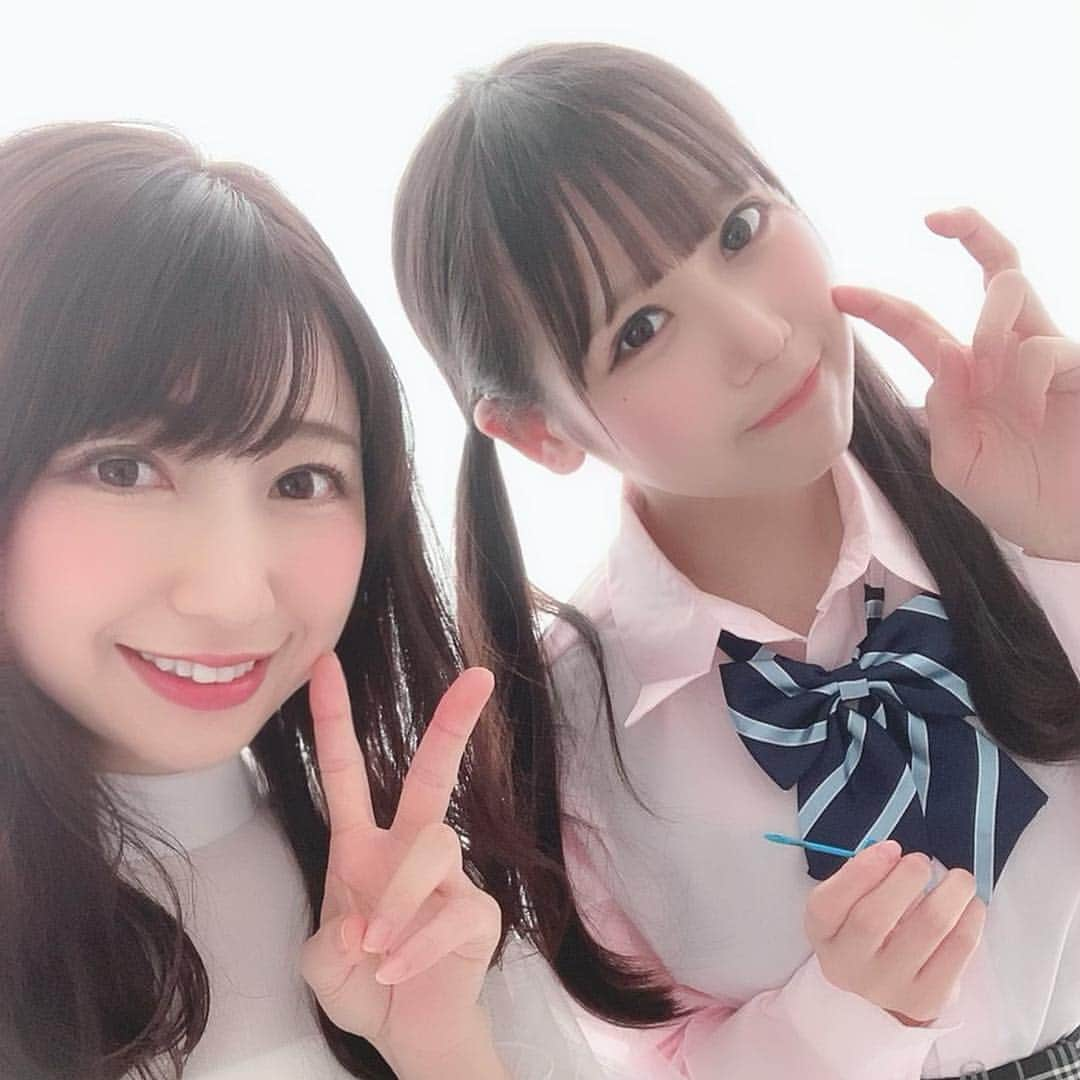 夏目樹里さんのインスタグラム写真 - (夏目樹里Instagram)「昨日は #さくらフォト 撮影会🤗 各部参加してくださった皆さん、本当にありがとうございました🥰👏 各部それぞれ違う楽しさがあって時間たつの早かったよ〜😳✨ . 📸今日一緒だった鹿乃ばんびちゃん🤗会って話してすぐ、人柄もめちゃ優しい子だなって分かって惚れましたん🥺💕 . 納屋橋はフラワーフェスタの準備？でいつもよりたくさんのお花が大集合してて思わず自撮りの背景に😝 . 皆さんからの写真もさっそく🥺 素敵に撮ってもらえて有難や〜😂💕 にやにや楽しみにチェックしておりま〜す🥰」5月27日 11時35分 - juri_azure