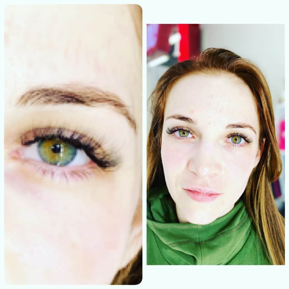 アラクスさんのインスタグラム写真 - (アラクスInstagram)「«Проснулась, и уже красивая», — мечта всех женщин независимо от возраста. Для достижения этой цели в ход идут и маски, и различные процедуры для волос, окрашивание бровей, а также наращивание ресниц. В результате этой процедуры реснички становятся более объёмными и длинными, можно даже скорректировать форму глаз, сделать взгляд более выразительным. В нашей студии вы можете на себе испытать это волшебство, достаточно записаться по тел.89269317755 Ждём вас!🤗❤️💋#araksstudio #тцшангал #ресницы #наращиваниересниц #ресницы #красота#студиякрасоты #брови#ламинированиересниц #маникюр #макияж」5月27日 22時55分 - araksakhverdyan