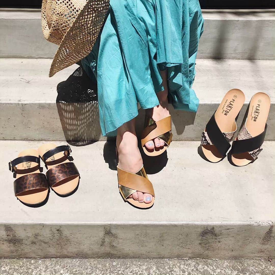 SLOBE IENAさんのインスタグラム写真 - (SLOBE IENAInstagram)「お気に入りの一足が連れて行ってくれる特別な夏…♪﻿ ﻿ shoes(PLAKTON) ¥7,900+Tax﻿ skirt ¥8,000+Tax﻿ hat ¥12,000+Tax﻿ ﻿ ▶︎画像をタップしてショッピング！﻿﻿ ﻿ ﻿ #SLOBEIENA﻿ #SLOBE﻿ #ienaslobe﻿ #PLAKTON﻿ #SLOBEIENA神戸﻿」5月27日 21時29分 - slobeiena