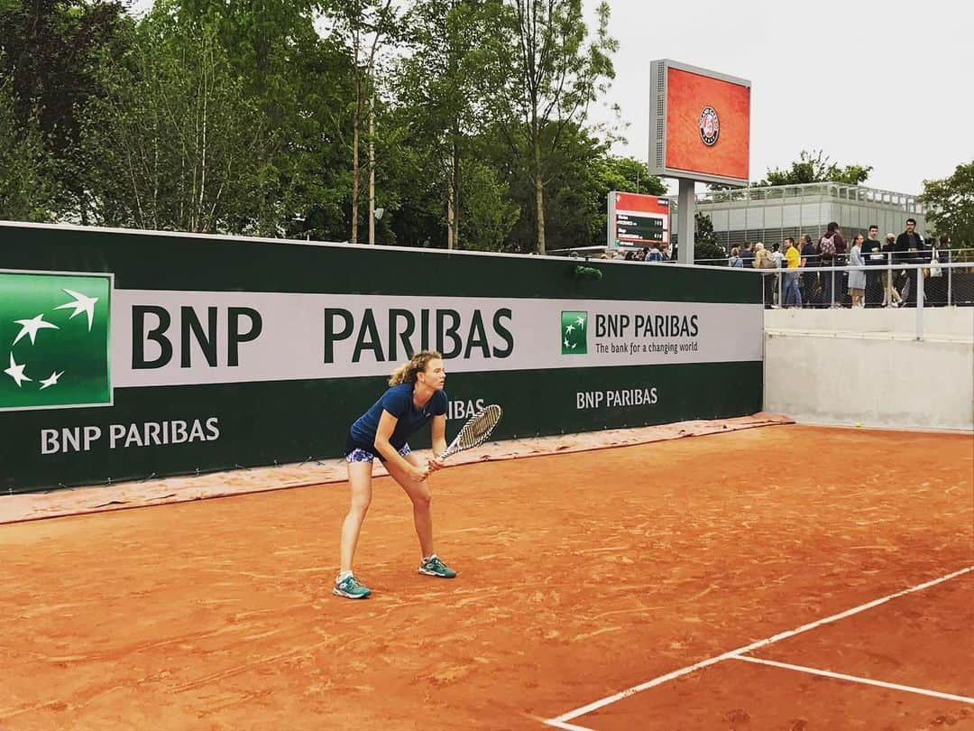 カテリナ・シニアコバさんのインスタグラム写真 - (カテリナ・シニアコバInstagram)「Practice time in #RG court #rolandgarros2019」5月27日 21時58分 - siniakovakaterina