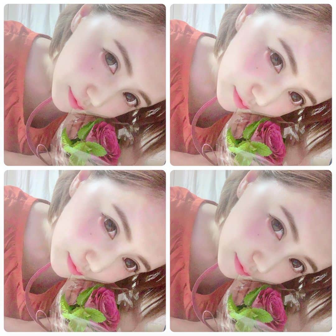 河西里音さんのインスタグラム写真 - (河西里音Instagram)「バラ🥀✨ ♡ ♡ ♡ #rose #flower  #present #女のコからの贈り物 #thankyou」5月27日 22時07分 - rion_kasai
