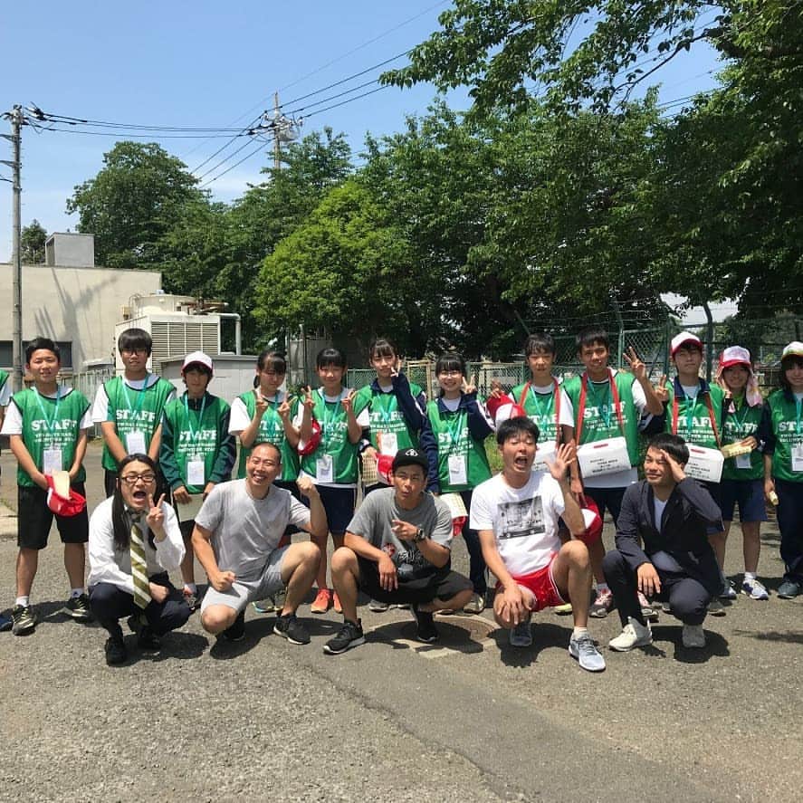 松本康太さんのインスタグラム写真 - (松本康太Instagram)「『第17回飯能新緑ツーデーマーチ』にゲストで参加させてもらいました♪10㎞コースや15㎞ コースなど埼玉の飯能市をウォーキングするイベントなのです(^-^)♪僕達はウォーキングを体験したり、お笑いステージをしたり楽しい１日でした♪  #飯能新緑ツーデーマーチ #ウォーキング #健康 #健康寿命 をのばそう#飯能市 #笑顔 #アクティブシニア #よしもと芸人 #ココリコ遠藤 さん#レギュラー #あるある探検隊 #レギュラー松本 #天狗 #漫才 #猛暑」5月27日 22時09分 - aruarutankentai.matsumoto