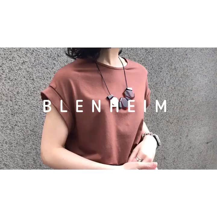 mid pressのインスタグラム：「BLENHEIM  @blenheim_jp . . 【幻の赤みブラウン】詳細は、明日！！ .  #Tシャツ #ロールアップ #カットソー  #BLENHEIM #赤み #赤みブラウン  #mid_press #mid_official」