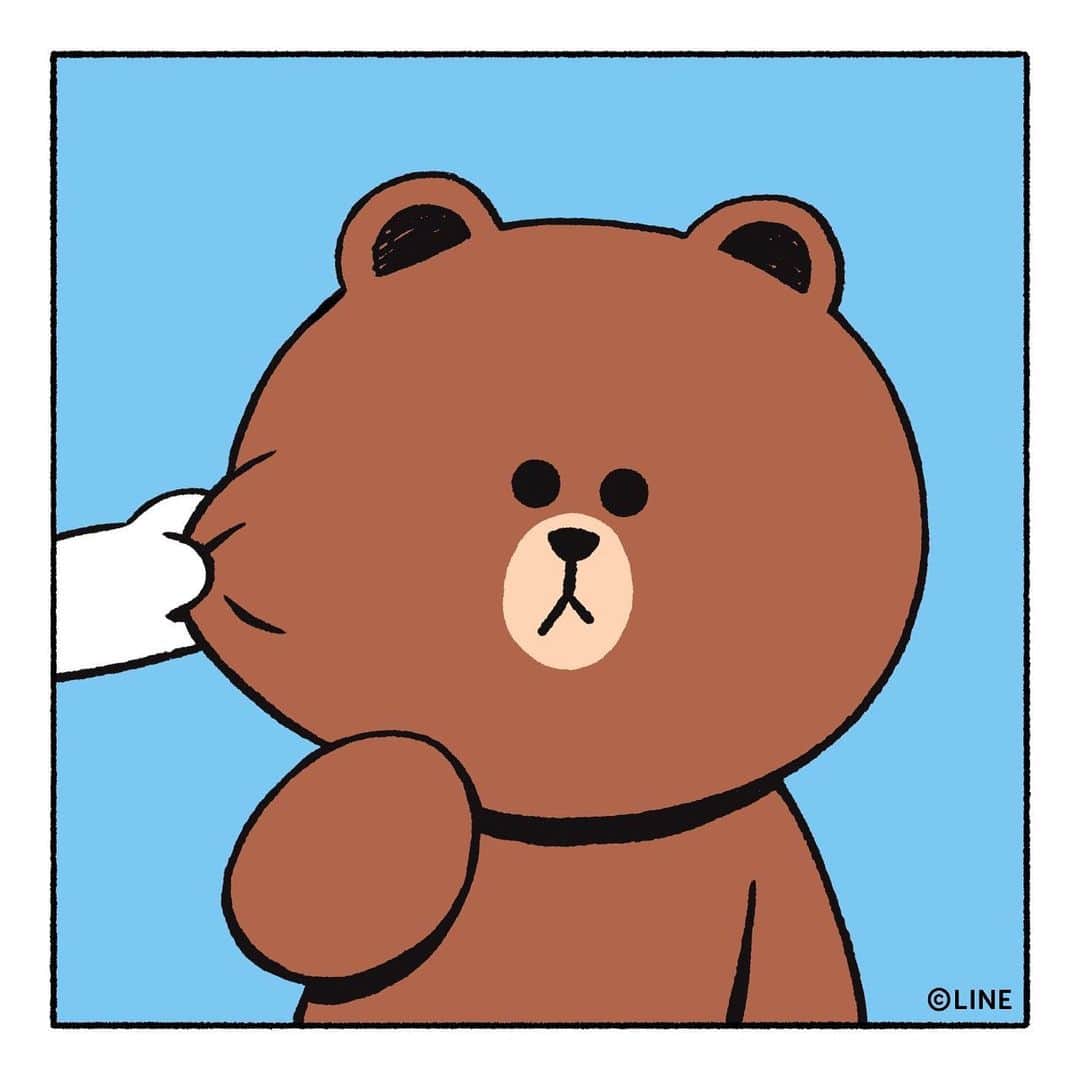LINE FRIENDSさんのインスタグラム写真 - (LINE FRIENDSInstagram)「. Only 00 can touch #BROWN’s cheeks! #FillintheBlank #LeaveAComment👇  #CouldBeYou #WhoKnows #WinkWink #Soft #Cheeks #Pinching #Fingers #PokerFace #FrontShot #LINEFRIENDS」5月27日 15時05分 - linefriends