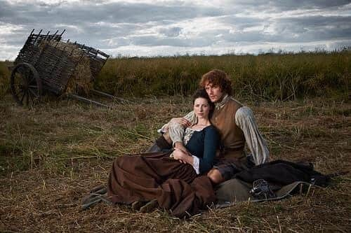 サム・ヒューアンさんのインスタグラム写真 - (サム・ヒューアンInstagram)「@outlander_starz is on @netflix USA NOW!! The story starts.. Happy #memorialdayweekend .」5月27日 15時07分 - samheughan