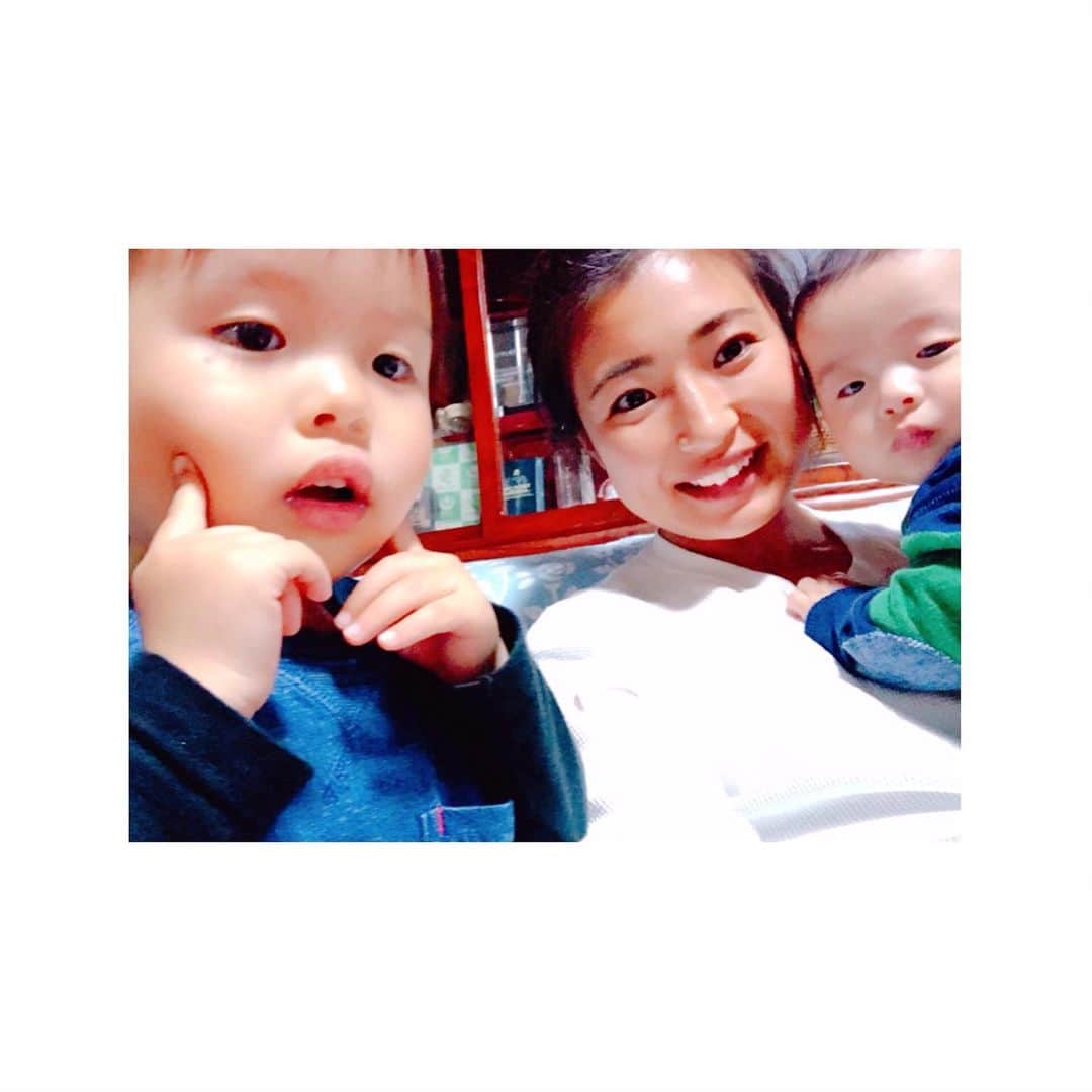 三橋亜記のインスタグラム：「. MY NEPHEWS😘😘😘 Can’t wait to see you again..❤️」