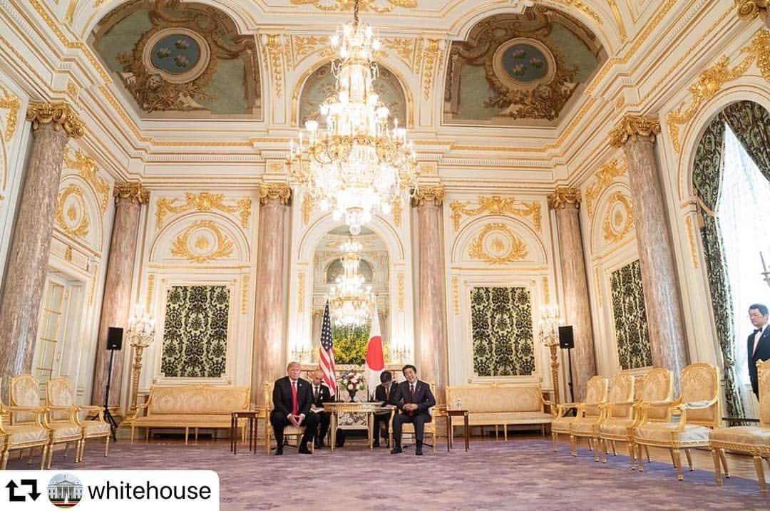 のインスタグラム：「#repost @whitehouse ・・・ Today at Akasaka Palace, President @realdonaldtrump and Prime Minister @shinzoabe met for bilateral meetings and a working lunch.」