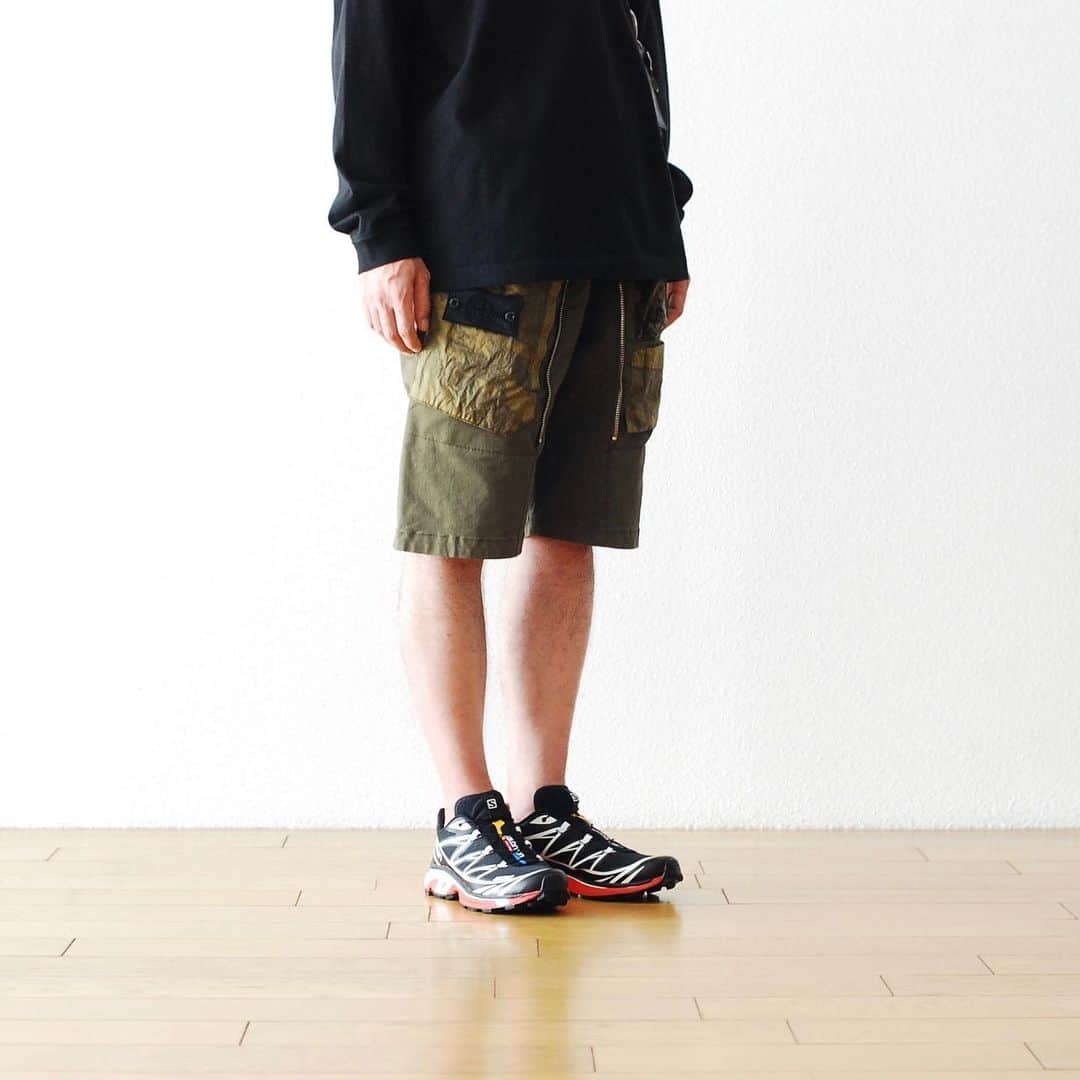 wonder_mountain_irieさんのインスタグラム写真 - (wonder_mountain_irieInstagram)「_ STONE ISLAND SHADOW PROJECT / ストーンアイランドシャドウプロジェクト "CONVERT SHORTS (STRETCH COTTON GABARDINE)" ¥85,320- _ 〈online store / @digital_mountain〉 http://www.digital-mountain.net/shopdetail/000000007811/ _ 【オンラインストア#DigitalMountain へのご注文】 *24時間受付 *15時までのご注文で即日発送 *1万円以上ご購入で送料無料 tel：084-973-8204 _ We can send your order overseas. Accepted payment method is by PayPal or credit card only. (AMEX is not accepted)  Ordering procedure details can be found here. >>http://www.digital-mountain.net/html/page56.html _ 本店：#WonderMountain  blog>> http://wm.digital-mountain.info/blog/20190520-1/ _ #STONE ISLANDSHADOWPROJECT #ストーンアイランドシャドウプロジェクト #STONEISLAND #ストーンアイランド shoes→ #SALOMONADVANCED ¥32,400-  _ 〒720-0044  広島県福山市笠岡町4-18  JR 「#福山駅」より徒歩10分 (12:00 - 19:00 水曜定休) #ワンダーマウンテン #japan #hiroshima #福山 #福山市 #尾道 #倉敷 #鞆の浦 近く _ 系列店：@hacbywondermountain _」5月27日 16時14分 - wonder_mountain_