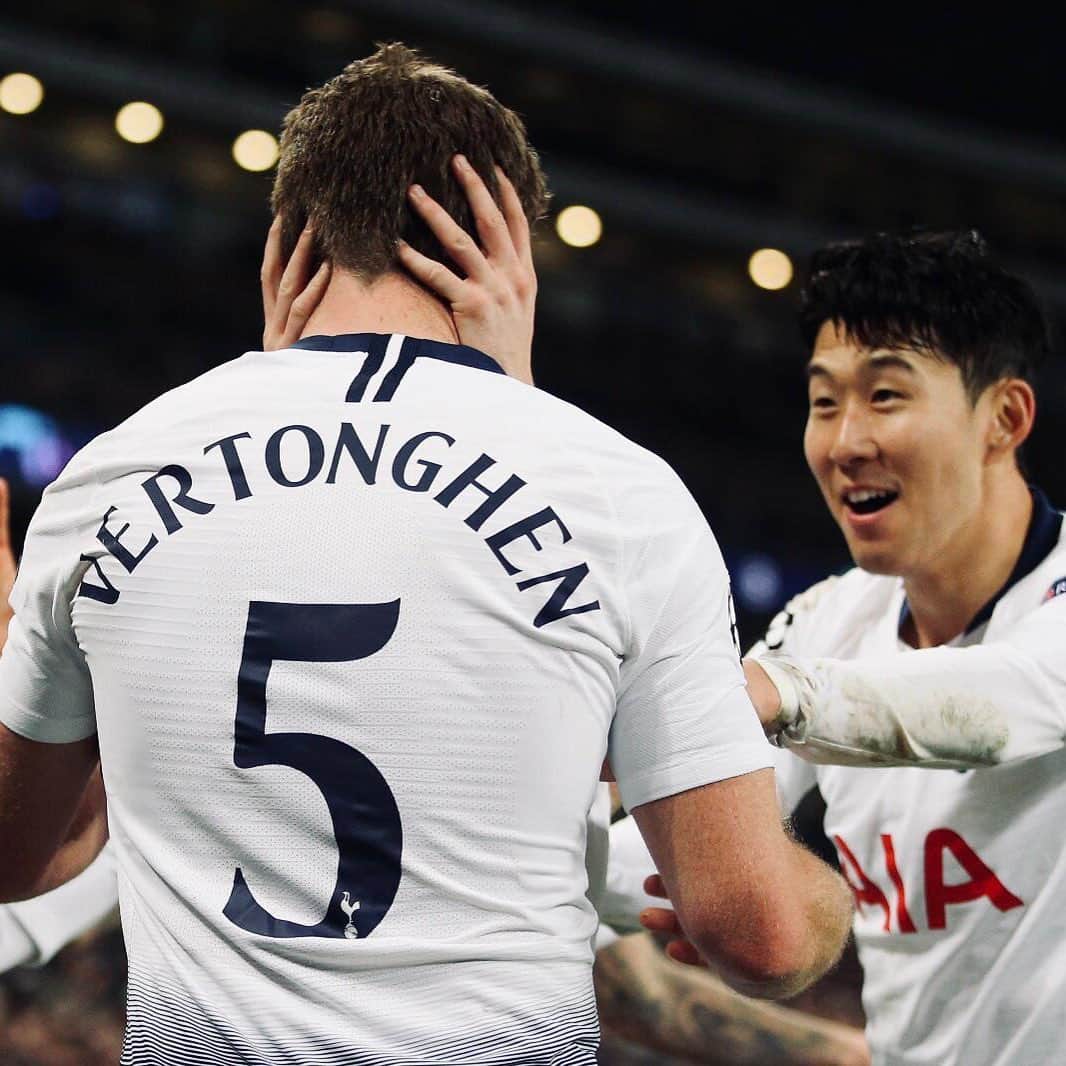 ヤン・フェルトンゲンのインスタグラム：「5 days to go! #COYS #UCL」