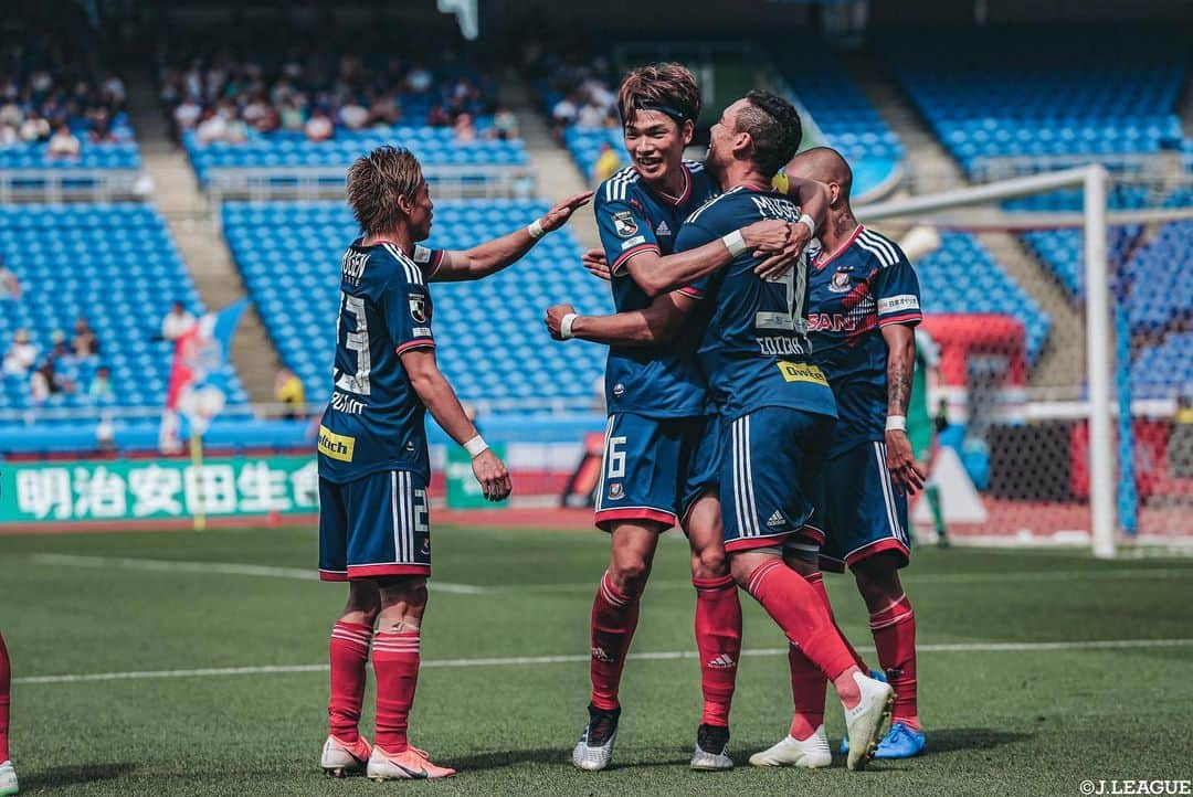 Ｊリーグさんのインスタグラム写真 - (ＪリーグInstagram)「Play Back JLEAGUE⚽️📸﻿﻿﻿﻿﻿﻿ ﻿﻿﻿﻿﻿﻿ 🏆#明治安田生命Ｊ１リーグ 第１３節﻿﻿﻿ 印象的なシーンをプレイバック🔥﻿﻿﻿﻿﻿﻿ ﻿﻿﻿﻿﻿﻿ #Ｊリーグ ﻿﻿﻿﻿﻿﻿ #jleague﻿﻿﻿﻿﻿﻿ ﻿﻿ #ガンバ大阪#福田湧矢#東口順昭﻿ #北海道コンサドーレ札幌#中野嘉大﻿ #清水エスパルス﻿ #セレッソ大阪#ブルーノメンデス﻿ #横浜Fマリノス#仲川輝人#扇原貴宏﻿#エジガルジュニオ #サンフレッチェ広島#森島司﻿ #サガン鳥栖﻿#豊田陽平 #松本山雅FC#前田大然﻿ #名古屋グランパス#吉田豊﻿ #ヴィッセル神戸#三田啓貴#ウェリントン﻿ #川崎フロンターレ﻿ ﻿﻿ #soccer #サッカー﻿﻿ #soccerphotography」5月27日 17時18分 - jleaguejp