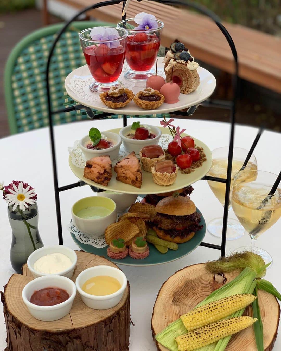 メゾン・プルミエール アット ロビンズのグルメインスタ