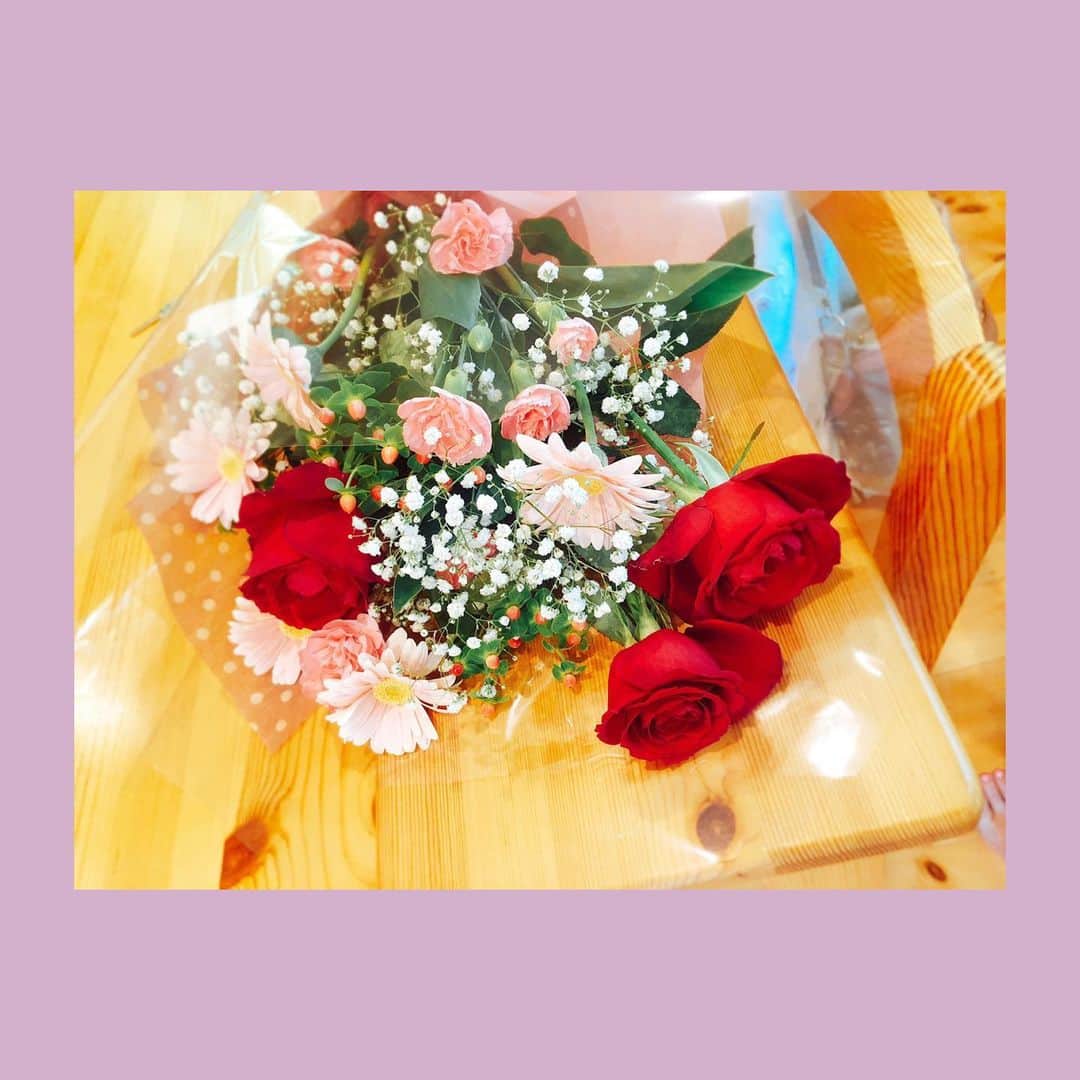福島雪菜さんのインスタグラム写真 - (福島雪菜Instagram)「ʚ✞ɞ * 💐✨✨ * 夢のような時間で、あっという間だったなぁ。。 色々な事を教えてもらえた。 * また、ご一緒出来るよう頑張ろ〜୧꒰*´꒳`*꒱૭✧ * もうすでに、会いたいなぁ。。 会えますように🌹 * * #flower #rose #pink #red」5月27日 18時03分 - yukina_fukusima