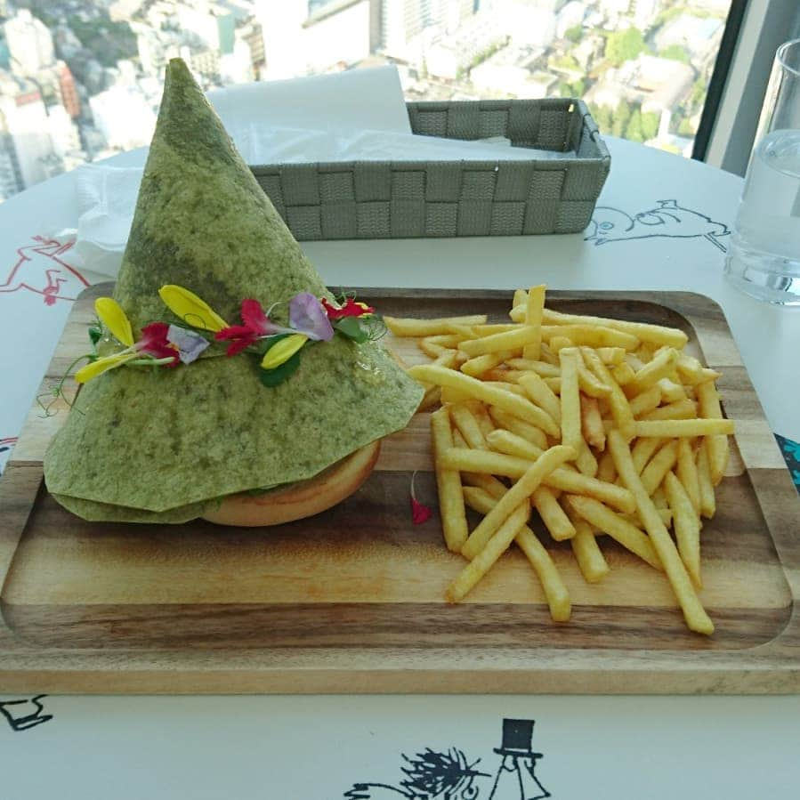 Kukkaさんのインスタグラム写真 - (KukkaInstagram)「#ムーミン展 #moomin 食べづらかった(*´-`) #ムーミン」5月27日 18時32分 - twtkukka