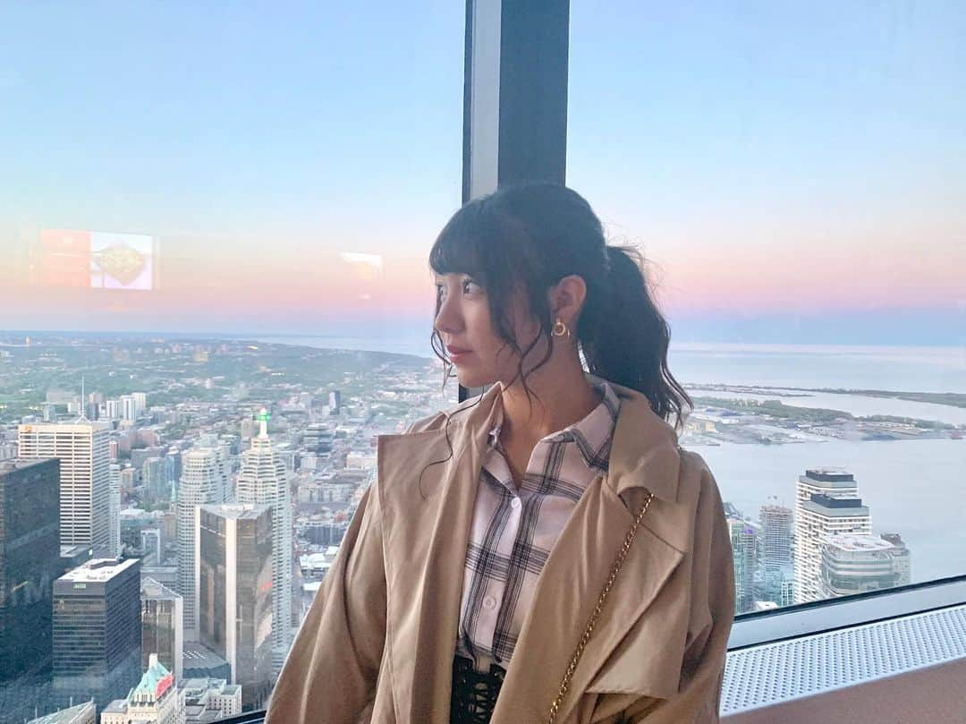 小玉梨々華さんのインスタグラム写真 - (小玉梨々華Instagram)「CNタワー☺︎ #cntower #canada #wasuta」5月27日 18時39分 - ririka_kodama