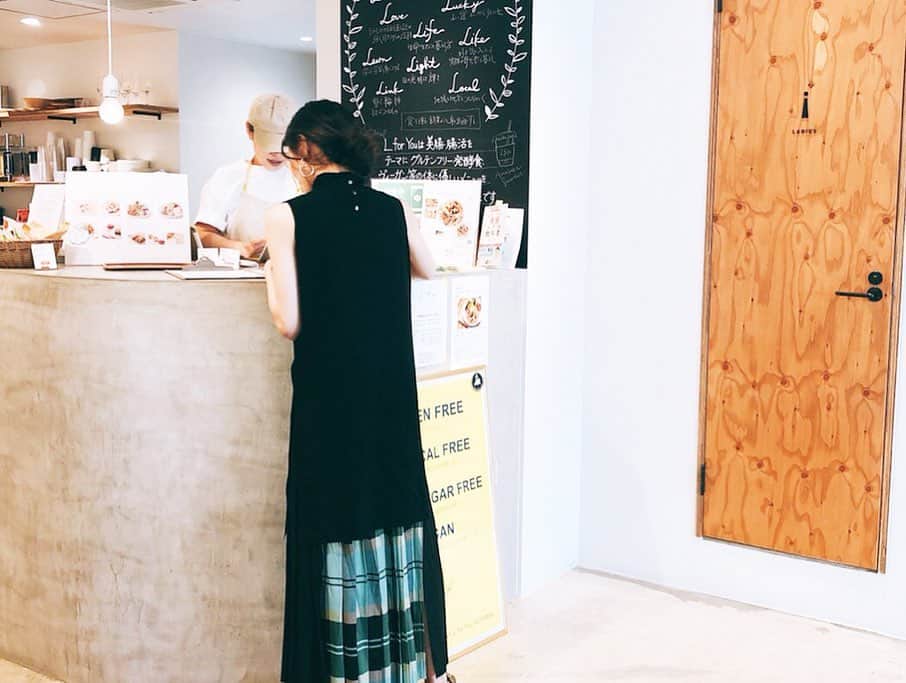 mmmcoco07さんのインスタグラム写真 - (mmmcoco07Instagram)「✴︎ morning☕︎ からのlunch🍴 時間がいくらあっても足りない☺︎ . . #morning#lunch#coffee#cafe#restaurant#foodpic#yummy#instaphoto#instagood#happy#love#tokyo#japan#friend#aoyama#omotesando」5月27日 18時46分 - mmmcoco07