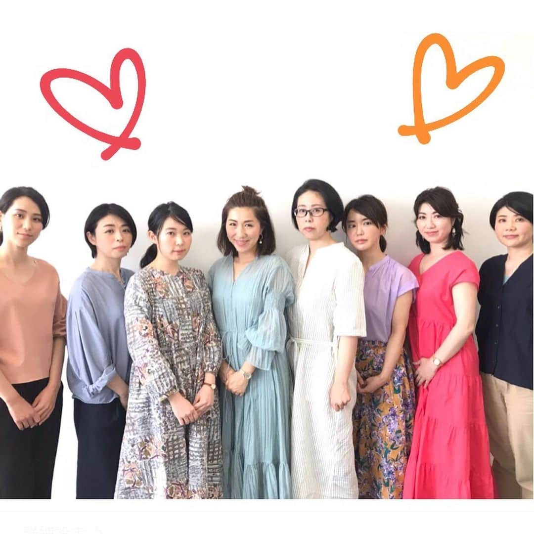 長井かおりさんのインスタグラム写真 - (長井かおりInstagram)「昨日はパーソナルメイクトレーニング、初の仙台開催でした😘_  東北各県から、そして東京からのお客様も💄みなさん、ご参加ありがとうございました😊_  本を読み込んで来てくださっているから、ベースやアイメイクの作り方は本当にみんなお上手♥️_  眉とカラーメイクは最新のテクニックでしたが、みなさんなんなくクリア❣️_ またお会いしましょう〜！出会いに感謝です😍_  #パーソナルメイクトレーニング #PMT #メイクレッスン #メイク講座 #パーソナルメイクレッスン」5月27日 19時29分 - kaorimake