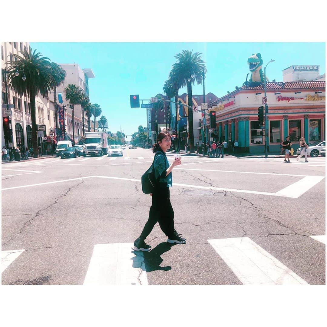 山本紗也加さんのインスタグラム写真 - (山本紗也加Instagram)「_ The LosAngelesなshot🚶‍♀️ _ #LA#LosAngeles#Photo」5月27日 19時34分 - sayaka_yamamoto_official