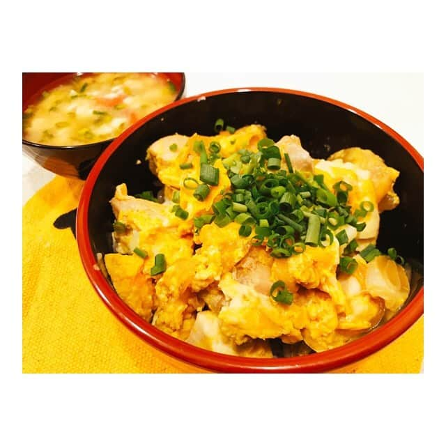 中山こころさんのインスタグラム写真 - (中山こころInstagram)「* 親子丼🐣❤️🐔 * #親子丼  #我ながら上手く出来た 笑 #cocoskitchen  #ここ飯」5月27日 20時02分 - coocoorooo