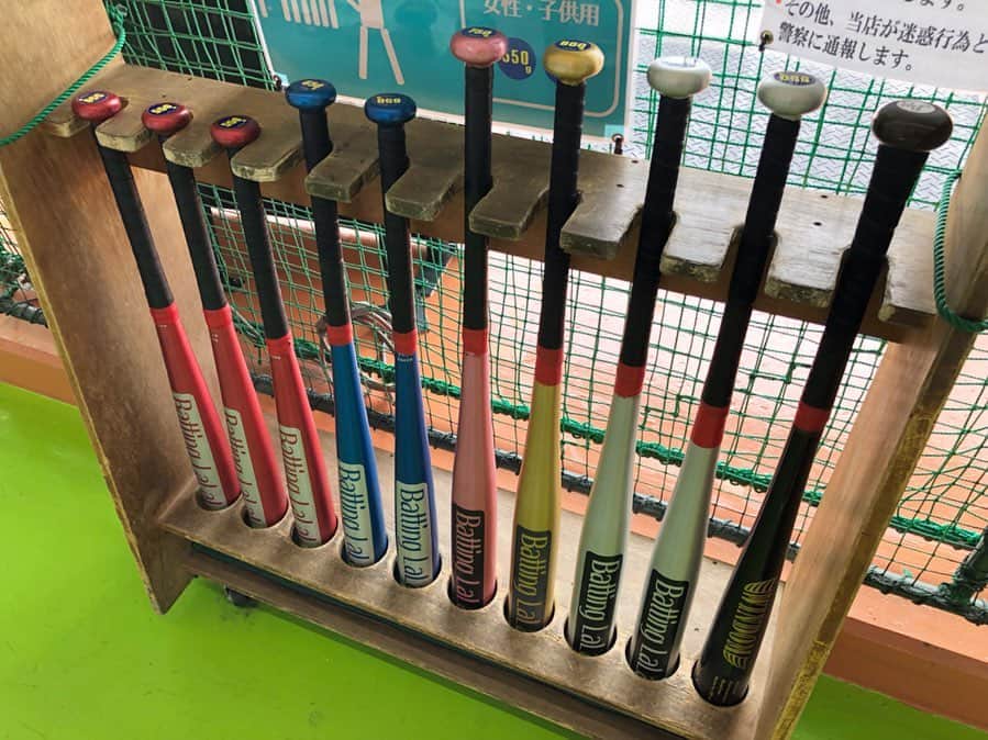 沢井里奈さんのインスタグラム写真 - (沢井里奈Instagram)「♡ . 本日ドラ・ナビ 放送でした⚾️✨ 見て下さった方ありがとうございました☺️💓💓 . 今回はバッティングららら緑店からお届け🌟 ゲストは小田幸平さんです🌹🌸 . 福谷投手、阿知羅投手、 加藤選手にインタビュー🎤💕💕 . そして私は小田さんに初心者代表として バッティングを教えて頂きました🥺❤️ . ぜひご覧下さい👒🌼💕💕 . #dragons #dranavi #dranavicat #starcat #nagoya #baseball #mercuryduo #ootd #coordinate #fashion #instafashion #instagood #instagramjapan #japanesegirl #girls #中日ドラゴンズ #ドラゴンズ #中日 #小田幸平 さん #バッティングららら緑店 #バッティングららら #バッティングセンター #バッティング #キャットチャンネル #スターキャット #さわー野球 #沢井里奈」5月27日 20時10分 - sawairina