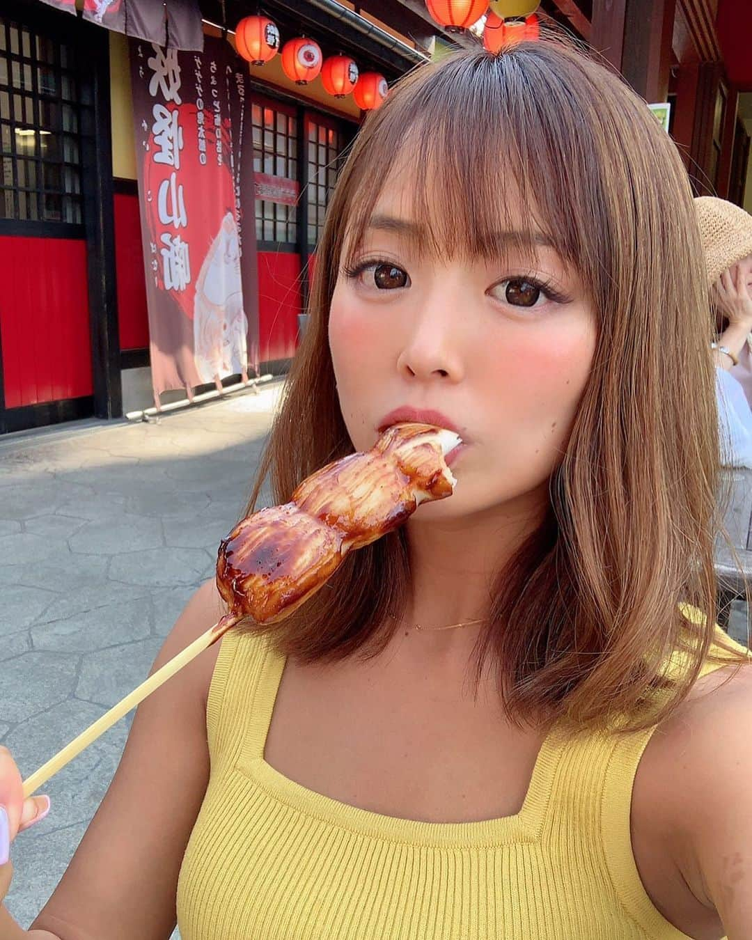 さーたんさんのインスタグラム写真 - (さーたんInstagram)「* * * 🍡🍡🍡 * トークショー終わったら本格的に減量開始。🐷 * みそくるみ餅美味しかった😋💕 今日一生食べてたから 切り替えて明日からまた頑張る💪🔥 * * 〜 トークショー詳細 〜 * 6月2日府中で行われる TOKYO未来フェスタでトークショーやるので よかったら来てね💕💕 さちはトラックステージで14時半頃からでます🙋🏾‍♀️✨ 無料だよん🌈❤️ * あと6日しかないけど少しでも絞ろう← * * * #サマスタ #サマースタイルアワード  #ssa #ビューティーフィットネス #ビューティーフィットネスモデル #モノキニ #ビキニ #ダイエット #diet #減量 #痩せる #痩せたい #海 #水着 #スプリングカップ #優勝 #減量食 #コンテスト #フィットネス #bbj #ベストボディ #ベストボディジャパン #さーたんと減量」5月27日 20時45分 - saachi_10