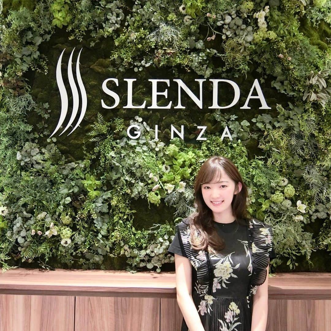 神谷由香さんのインスタグラム写真 - (神谷由香Instagram)「SLENDA GINZA にて🍃✨ .  初！遺伝子検査🧬  私は"ねこ"タイプでした😼✨ 筋肉つきやすく、糖でとくに太りやすいことが わかったから大好きなチョコレート少し 我慢しようと思った…🙁🍫笑 . .  遺伝子検査☞３Dボディスキャナーで計測☞ エステマシントリートメント☞歪み、骨のズレ矯正☞ 遺伝子検査結果をみて食事面でのアドバイス .  今は科学的に痩せられる時代なのね、、😳🥺驚 .  夏に向けて頑張るぞ👙🍉」5月27日 21時09分 - kamiya_yuka_