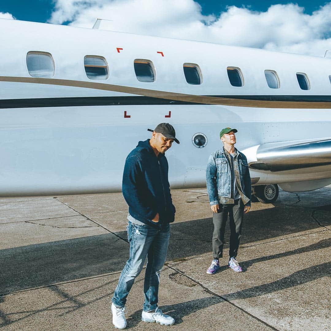 ディプロさんのインスタグラム写真 - (ディプロInstagram)「to my brother for life. happy birthday @walshyfire 🎈」5月4日 5時07分 - diplo