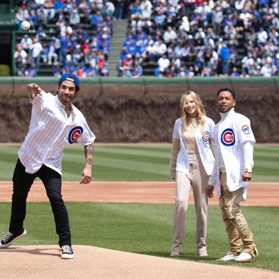 シカゴ・カブスさんのインスタグラム写真 - (シカゴ・カブスInstagram)「Take. Every. Chance. #TheLastSummer」5月4日 5時25分 - cubs