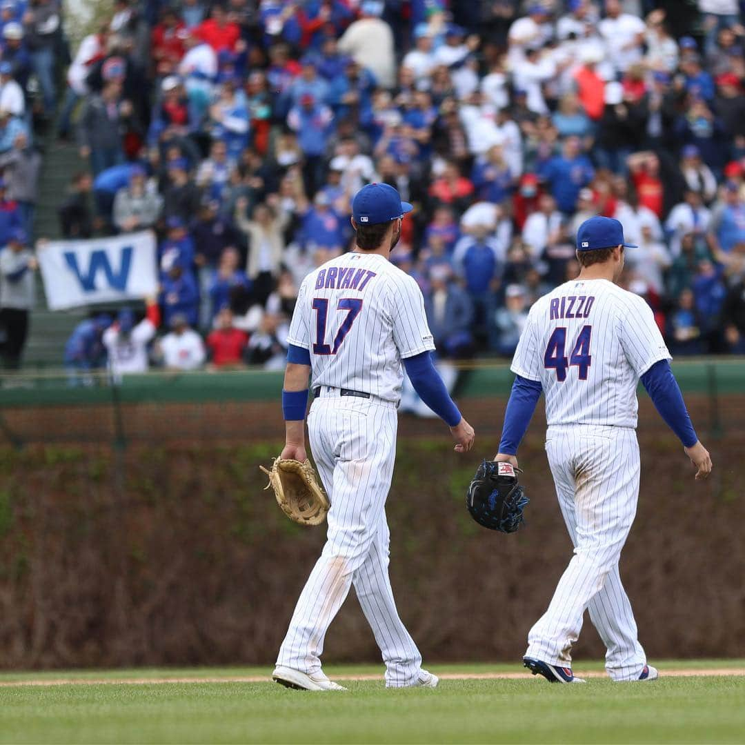 シカゴ・カブスさんのインスタグラム写真 - (シカゴ・カブスInstagram)「#Cubs win! That’s five straight! #EverybodyIn」5月4日 6時07分 - cubs