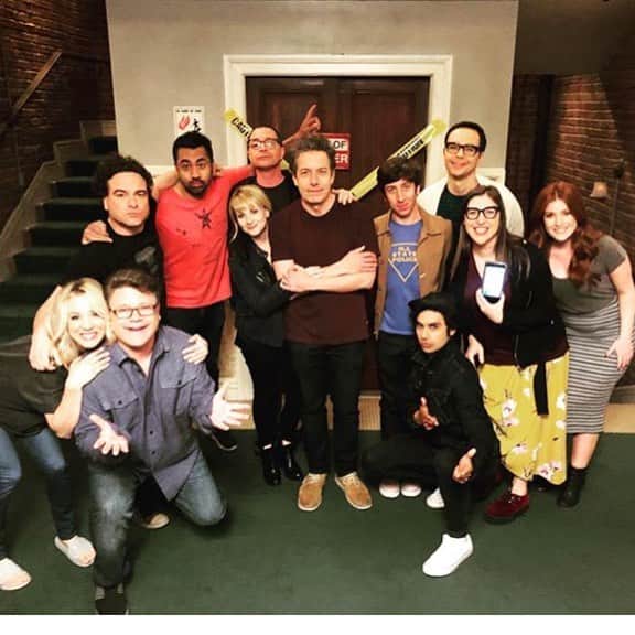 メリッサ・ラウシュのインスタグラム：「#FBF to last night’s @bigbangtheory_cbs tape night 🧡」