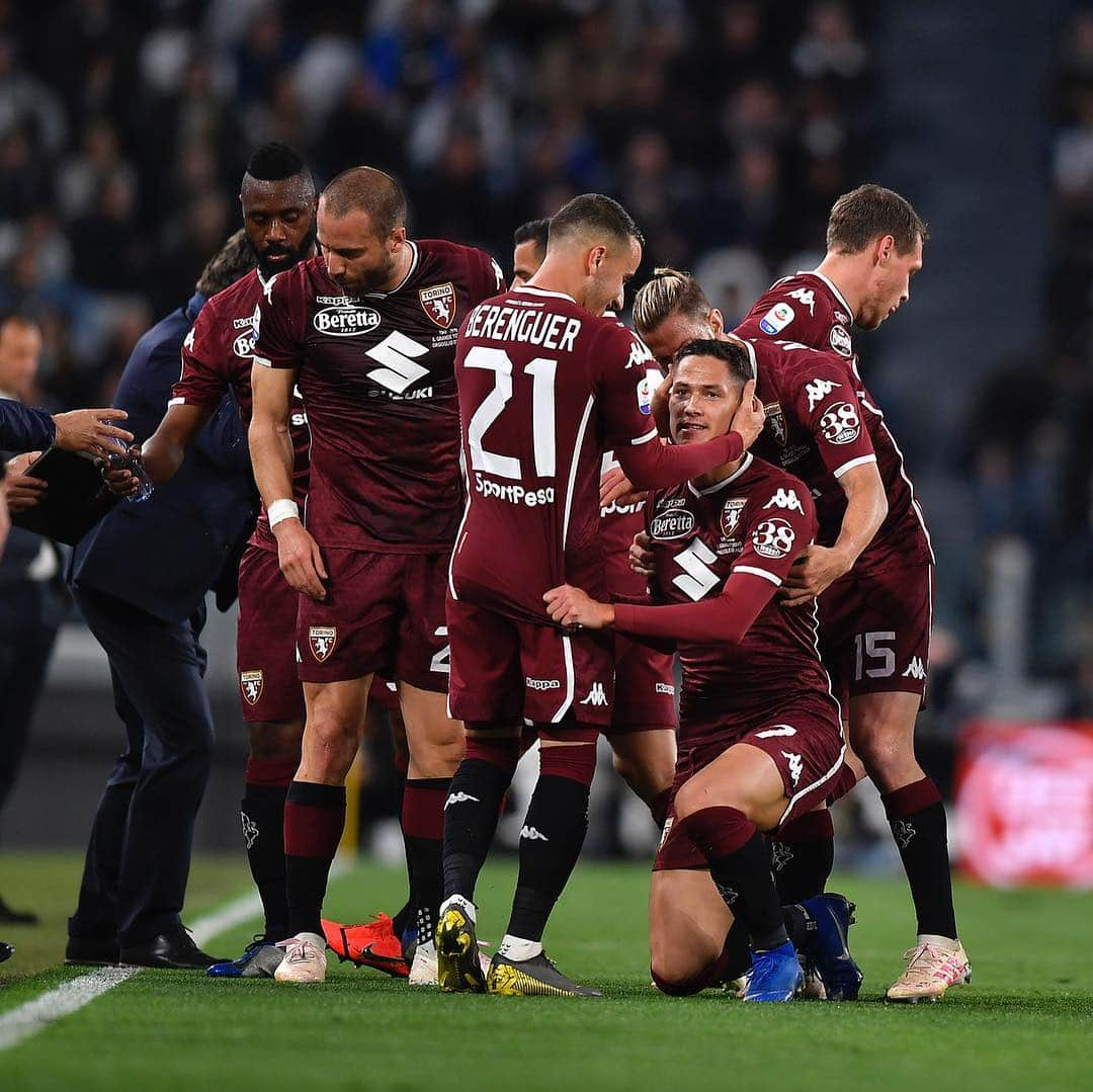 トリノFCさんのインスタグラム写真 - (トリノFCInstagram)「📸🐂📸🐂📸🐂 #SFT #JuveToro」5月4日 6時11分 - torinofc1906