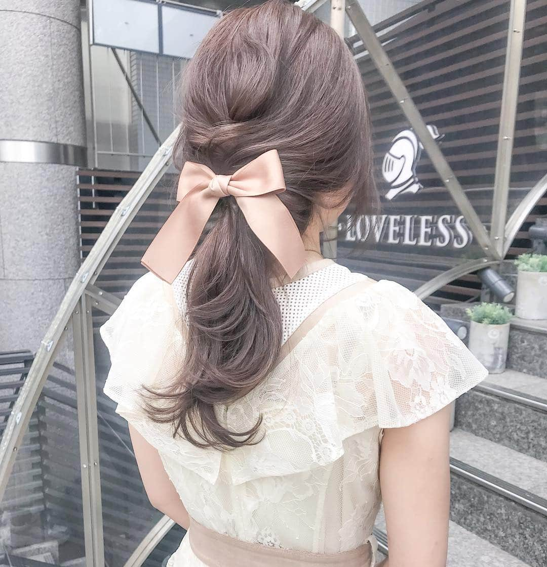 佃加菜さんのインスタグラム写真 - (佃加菜Instagram)「smorky beige🌼 . sweet arrange👒 . #shima_daikanyama」5月3日 21時27分 - tsukuda_kana