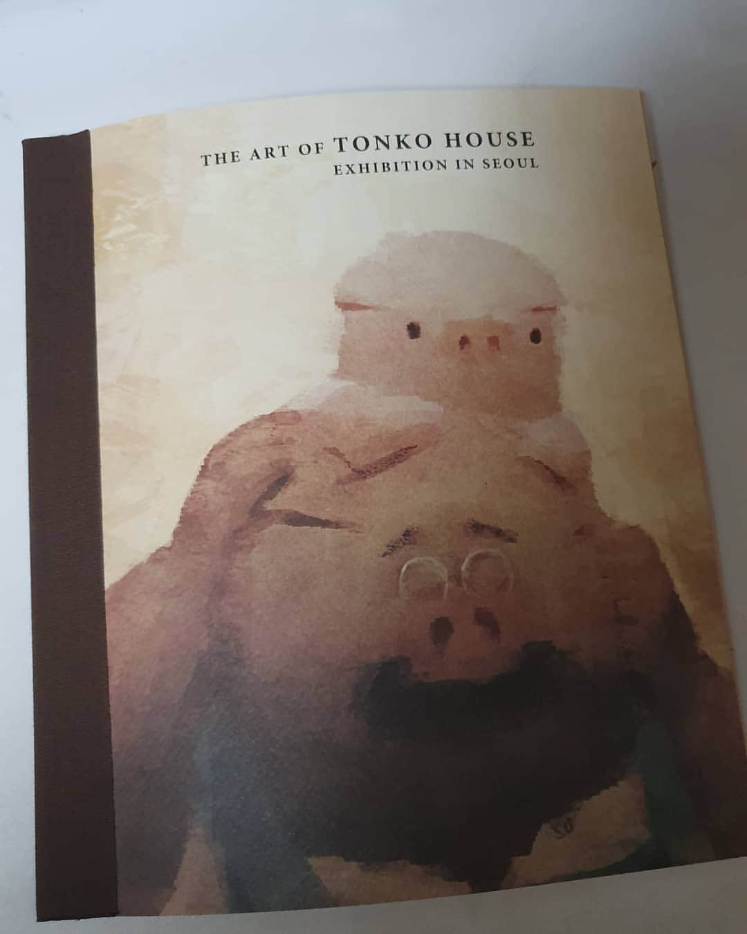 シム・ウンジンさんのインスタグラム写真 - (シム・ウンジンInstagram)「#톤코하우스 책에 싸인요청을 드렸더니 이렇게 릴레이 그림을 그려주심!! #행복하다 #😁😁😁」5月3日 21時58分 - eundung81