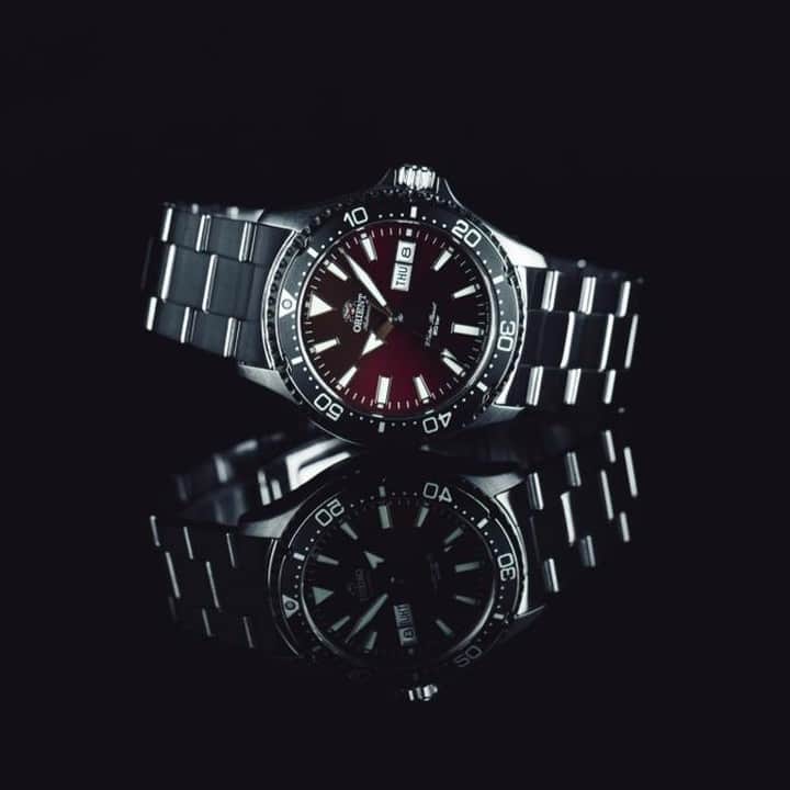 Orient Watchさんのインスタグラム写真 - (Orient WatchInstagram)「The Kamasu is available in 7 variations and 6 colorways (the most ever for a diver watch in our collection) – Black, Blue, Red, Green, Black/Gold, and Blue/Rose Gold. #orientstyle」5月3日 22時00分 - orientwatch