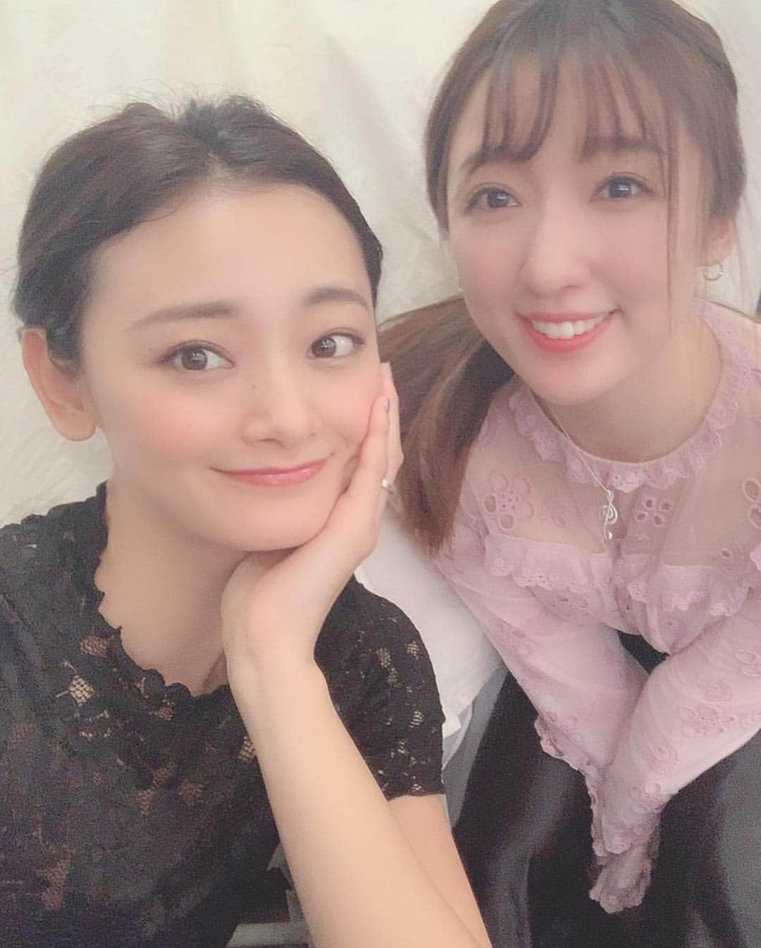 七瀬りりこさんのインスタグラム写真 - (七瀬りりこInstagram)「みれたんエリザよろしくね！ #エリザベート #ミュージカル #絶賛リハ中 #宝塚 #95期 #93期 #仲良し #このアプリすごい盛れるびっくり #観に来てね」5月3日 22時08分 - ririkonanase