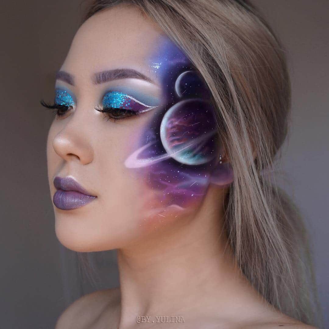 ULTA Beautyさんのインスタグラム写真 - (ULTA BeautyInstagram)「When someone tells us they need space😉🚀💫 Sharing some *out-of-this-world* looks for #spaceday 👽 Tag someone who gets it! #ultabeauty」5月3日 23時09分 - ultabeauty