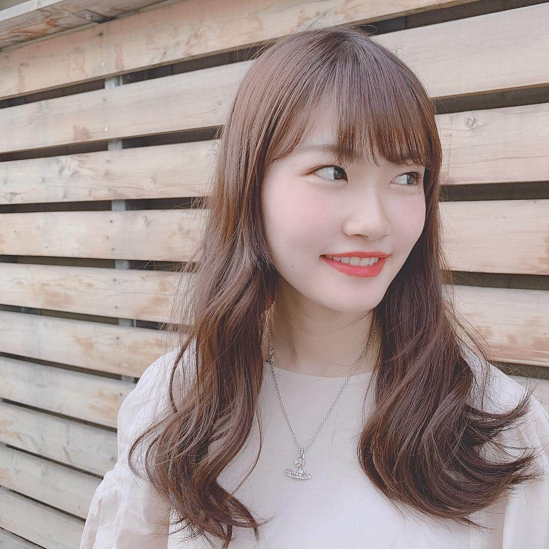 平田詩奈さんのインスタグラム写真 - (平田詩奈Instagram)「大阪での握手会ありがとうございました🐙﻿ ﻿ ﻿ シルエットがかわいすぎる﻿ 一目惚れしたミニワンピ👗♥﻿ ﻿ ﻿ 4枚目↓﻿ お腹なっちゃった。。（笑）﻿ ﻿ #lilybrown  #しいなのワードローブ」5月3日 23時34分 - shiina__0822