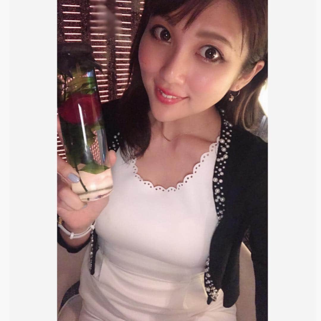 神谷麻美さんのインスタグラム写真 - (神谷麻美Instagram)「#㊗️ の日💖🌹✨ ✨◝(⑅•ᴗ•⑅)◜💓🎉🎶✨ #おやすみなさい🌙 💞✨」5月3日 23時47分 - asamice428